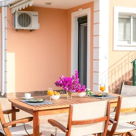 Mema's -2 Bedrooms- With Stunning Sea View Agia Efimia